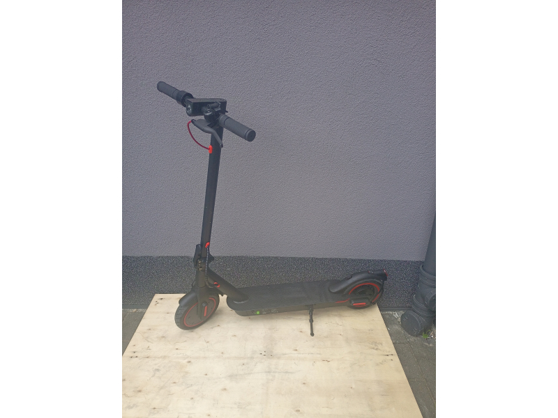 iScooter Hulajnoga elektryczna dla dorosłych, bateria 36V 5200 mAh, 8,5'' dla młodzieży i dorosłych, max 120 kg