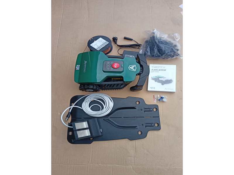 Robot koszący Ambrogio L15 Deluxe szer. koszenia 15 cm