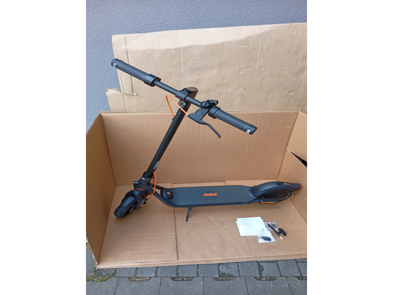 Hulajnoga elektryczna SEGWAY-NINEBOT F2 Pro D