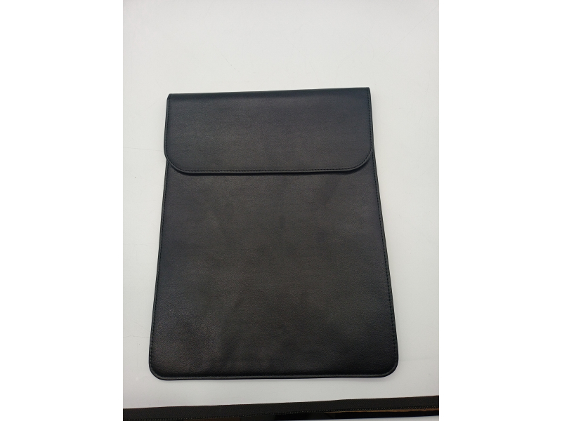 JETech Skórzana cienka wsuwka / etui do MacBook Air 13'' (M2-M5)