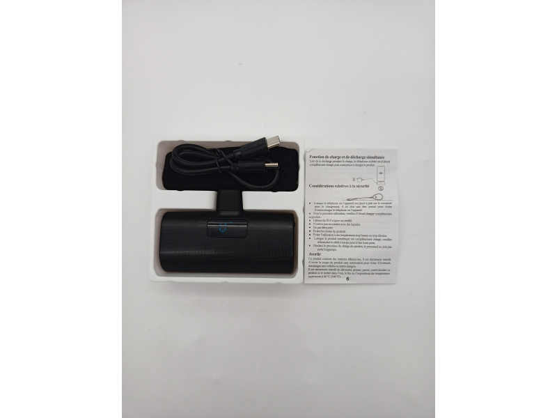 Mini Powerbank kieszonkowy 5200mAh ze złączem wtykowym USB-C i wyświetlaczem LCD (do smartfonów)