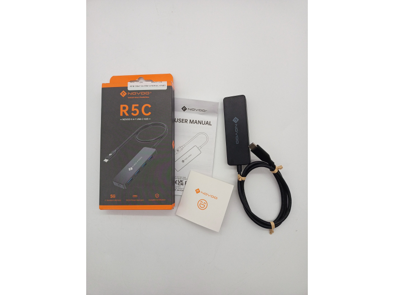 Hub USB-C na USB 3.0 NOVOO, 4 porty, 5 Gb/s z wieloportowym adapterem USB-C o długości 60 cm do iPhone 15 Plus