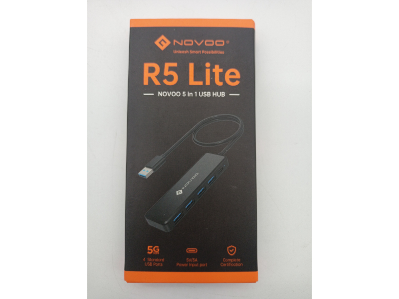 NOVOO Hub USB-C 4 porty USB 3.0, transfer danych do 5 Gbit/s