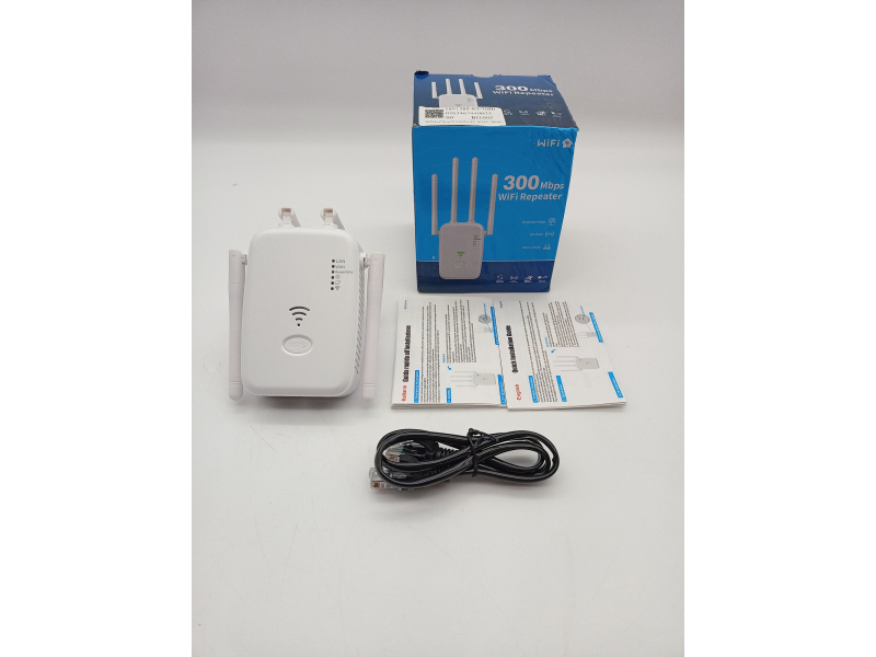 Wzmacniacz sygnału Wi-Fi / repeater 300 Mb/s o wysokiej wydajności z 4 antenami, trybem repeatera/AP oraz portem Ethernet